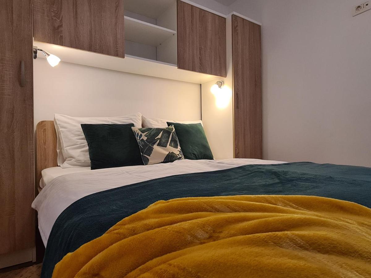 Downtown Ela Apartment